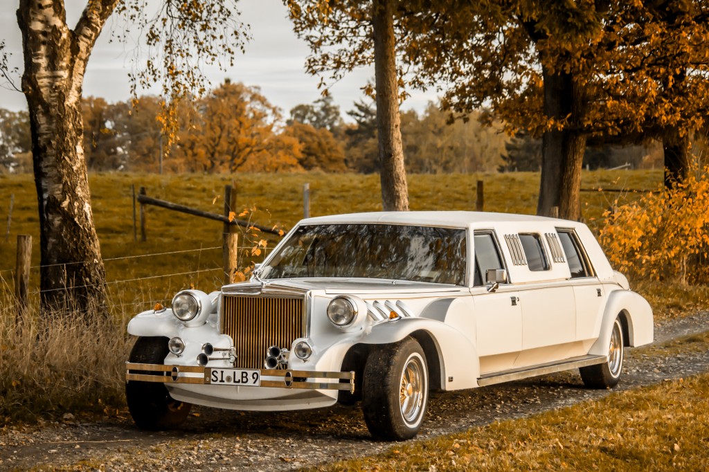 Limousinenservice Oldtimer Kutsche in Gummerbach Stretchlimousine mieten