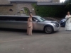 Burg schnellenberg mit Trauzeugin Stretchlimousine in Attendorn zur Hochzeit leihen